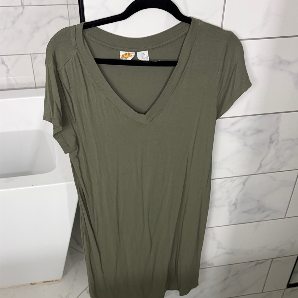 C&C California Olive Short Sleeve Dress